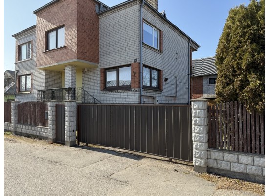 namas Aleksote Žilvičių g. 14, Kaunas